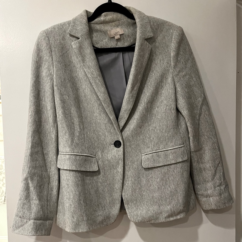Herringbone Soft Stretch Blazer.